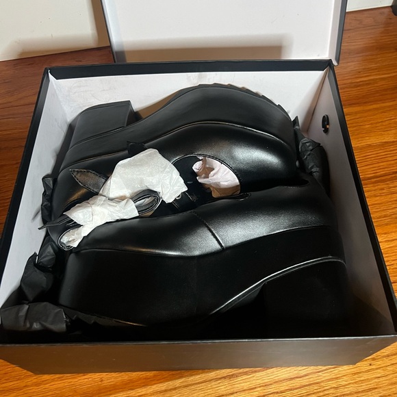 La Moda platforms - Picture 2 of 5